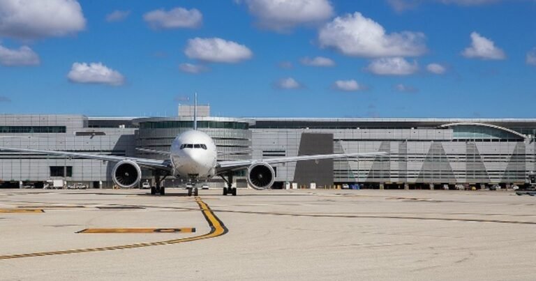 Miami construirá un tren para conectar el aeropuerto internacional con el puerto en menos de 30 minutos: los dos proyectos en disputa
