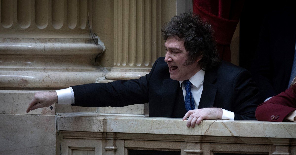 Otra encuesta confirma la caída en la imagen de Milei: quedó séptimo entre 16 en un ranking