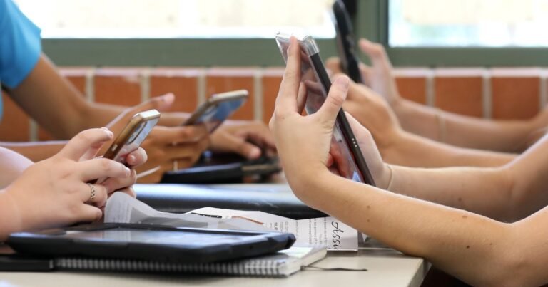 Lanzan herramientas tecnológicas para bloquear apuestas ilegales y reforzar el control parental