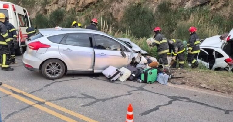 Tragedia en la ruta 76: cuatro jóvenes oriundos de Caballito y de Lanús murieron tras un choque de frente entre dos autos
