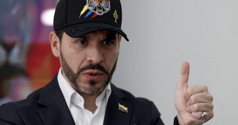 Elecciones en Colombia: Abelardo De la Espriella, el candidato "macho" que admira a Javier Milei y genera repudios con su campaña provocadora