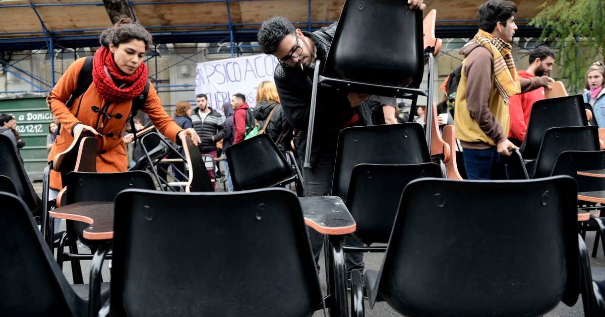 En la previa de la Marcha Federal Universitaria, dan clases públicas abiertas en las facultades de la UBA