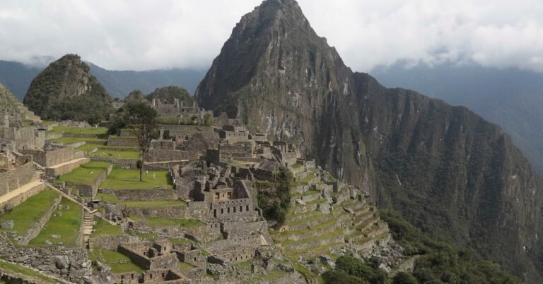 Machu Picchu podría dejar de ser Nueva Maravilla del Mundo por la inestabilidad política de Perú