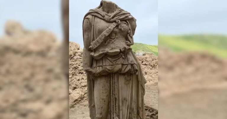 Hallaron una majestuosa estatua de la diosa griega Atenea: "Llama la atención por su alto valor artístico"