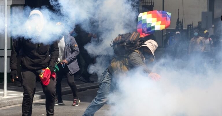 La Fiscalía ordenó la captura de uno de los líderes de las protestas en Bolivia