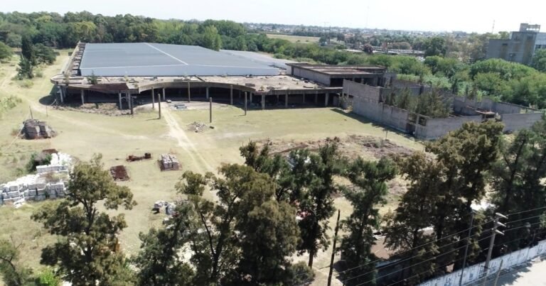 Coto vs. La Matanza: la Justicia habilitó continuar con la construcción de un hipermercado frenado hace 13 años pero Espinoza apelará