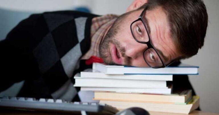 La Justicia ordenó a una empresa pagar una fortuna a un empleado "por aburrirse en el trabajo"
