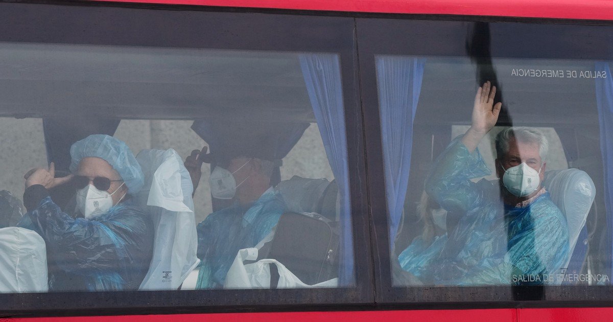 Hantavirus en el crucero MV Hondius: un pasajero francés presentó síntomas cuando era repatriado en avión y regularán los aislamientos por decreto