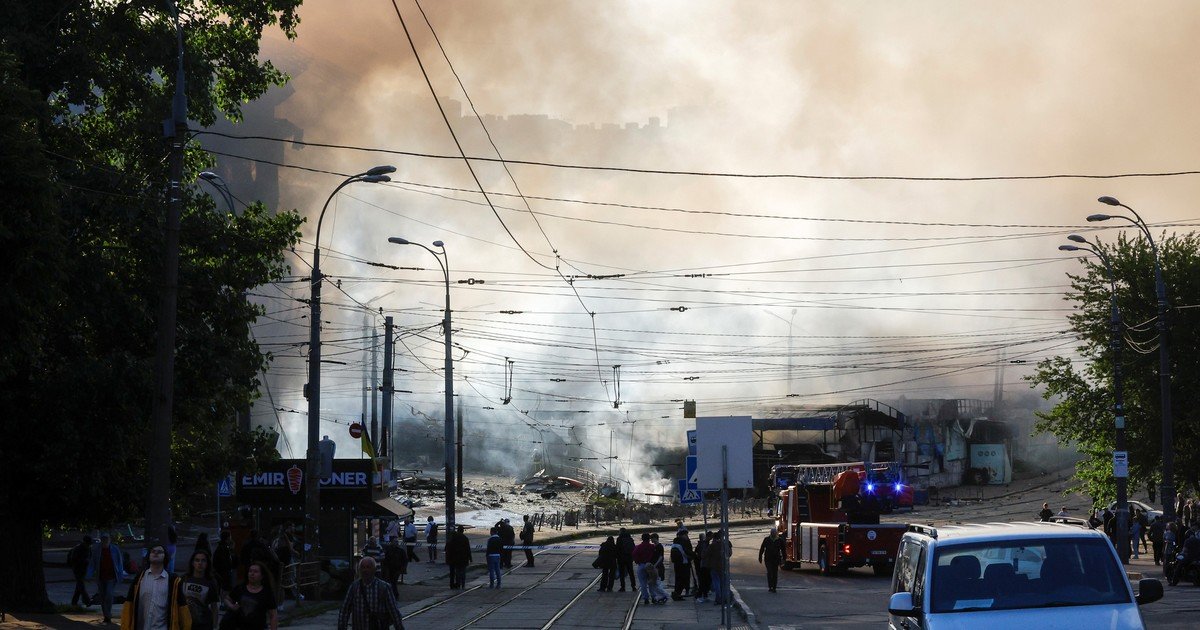 Rusia usó en su último ataque a Kiev el misil hipersónico Oreshnik, que viaja "como un meteorito" y tiene capacidad nuclear
