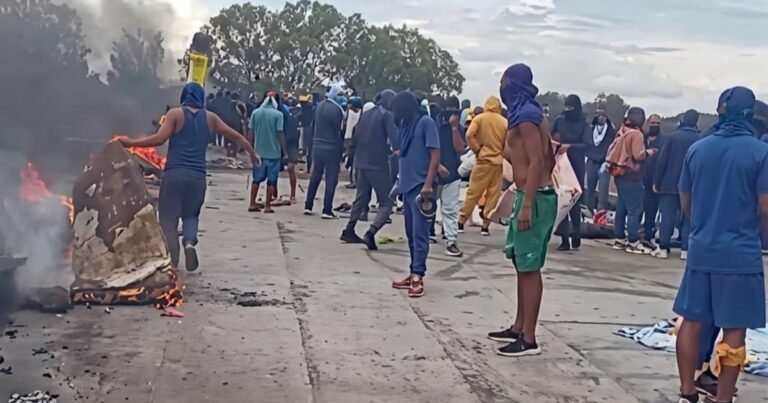 Los videos que muestran cómo es por dentro el motín en una cárcel de Venezuela