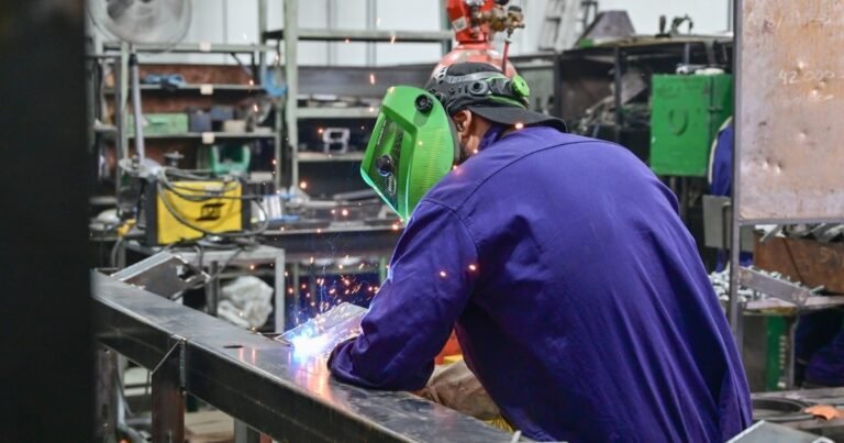 Mercado laboral bajo presión: las cinco claves que jaquean al empleo