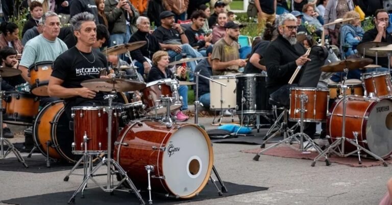 Cómo será el mega encuentro gratuito de bateristas en Buenos Aires con músicos de Los Piojos y Rata Blanca