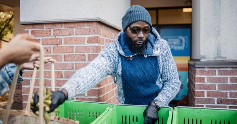 Comida gratis en Nueva York: dónde entregan alimentos frescos el 12, 13 y 14 de mayo de 2026 sin demostrar estatus migratorio