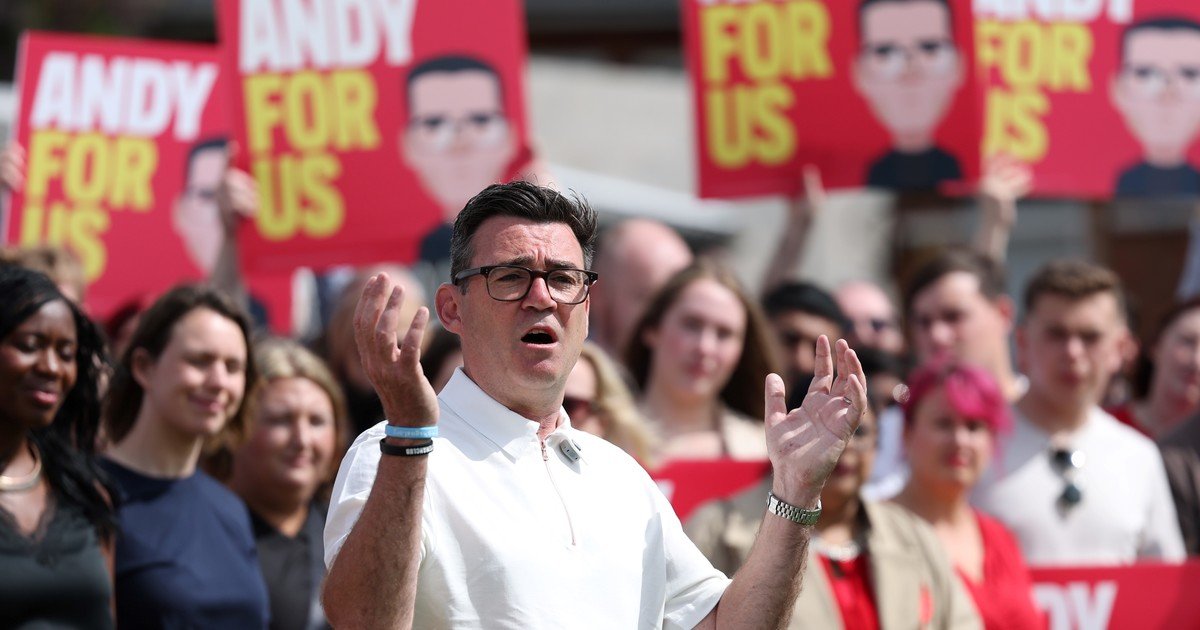 Crisis en el gobierno británico: Andy Burnham gana en elecciones parciales y ahora busca desafiar el liderazgo de Keir Starmer
