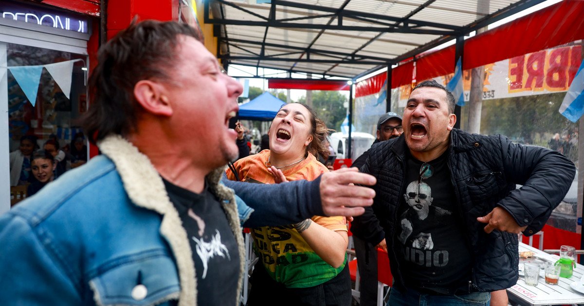 Muerte del Indio Solari: los fans y una vigilia de un día en el Parque Domínico para despedir a su ídolo