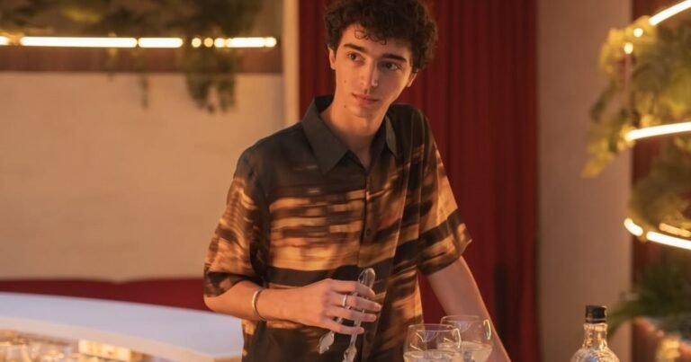 Blas Polidori, de sentirse "un beatle" por La Sociedad de la Nieve al nuevo drama juvenil de Netflix: la historia de un argentino que brilla en España