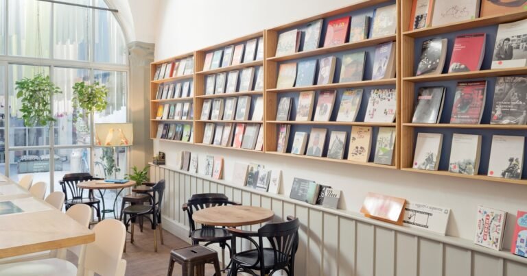 Cafés porteños y galerías breves