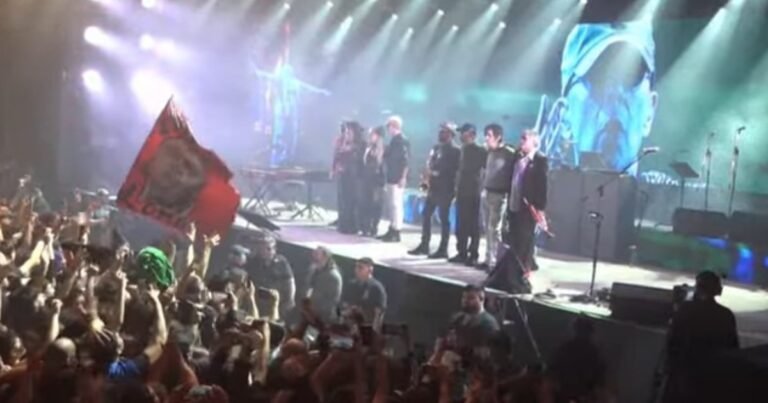 Así arrancó el show de Los Fundamentalistas del Aire Acondicionado en Comodoro Rivadavia dedicado a la memoria del Indio Solari