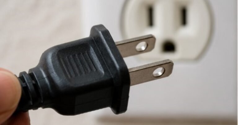 "Llevaba meses apretando mi enchufe suelto, y entonces un electricista me mostró que estaba arreglando la parte equivocada"