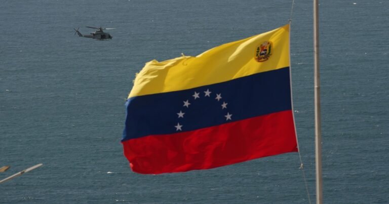 Venezuela: fueron deportados desde Miami horas antes de los terremotos, luego el hotel donde se alojaban colapsó