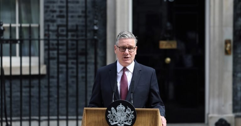 Renunció el laborista Keir Starmer como primer ministro británico