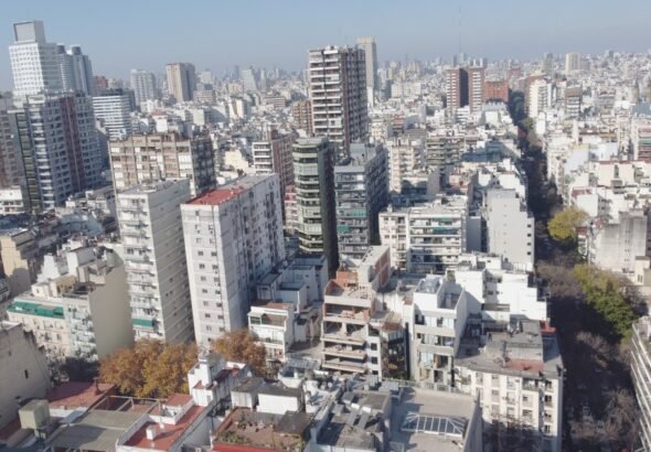 Ingresos en la Ciudad: cuánto ganan los porteños según el barrio y cuál es la brecha entre ricos y pobres