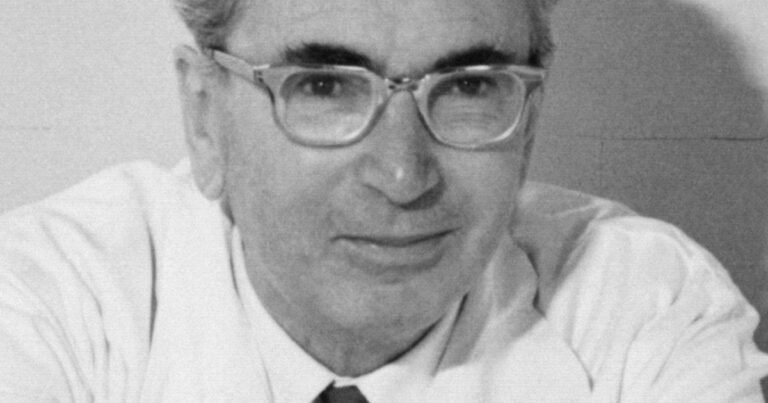 Cita del día, del psiquiatra Viktor Frankl: "No hay nada en el mundo que empodere a una persona tanto como tener una misión"