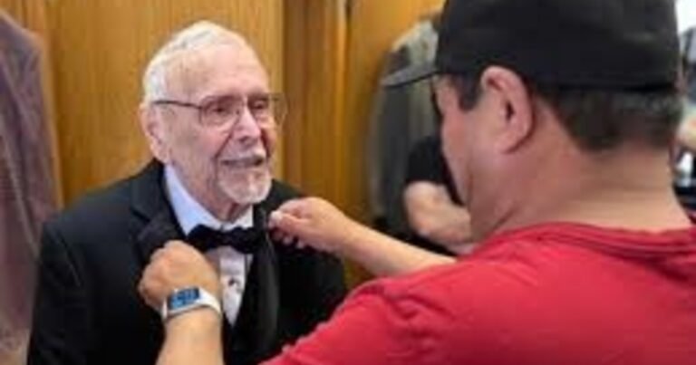 Ray Svejnoha, 100 años: “Si vas a estar de mal humor, no me hables porque no tengo tiempo para eso... Tengo mucho espacio para reír, bromear, hacer ese tipo de cosas y disfrutar”