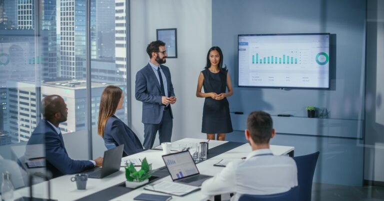 La feria gratuita que te ayuda a conseguir trabajo en inglés y sueldos en dólares: cómo anotarse