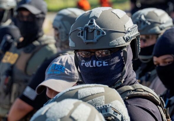 Revés para Trump: un juez federal de Estados Unidos invalidó las restricciones migratorias contra 39 países