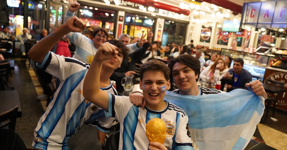 Después del debut con goleada en el Mundial, Argentina ahora se juega la reclasificación en los mercados financieros