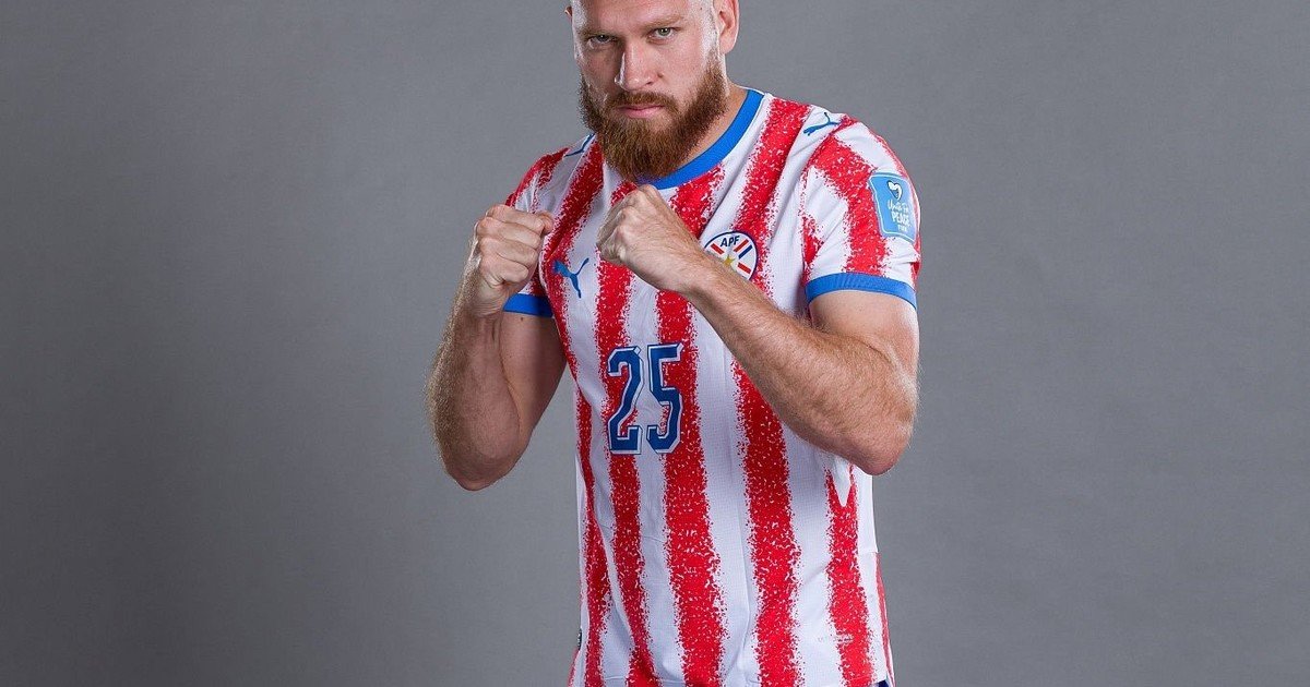 De llevar una TV a la escuela para mirar el Mundial a jugarlo con Paraguay: la revancha del Vikingo Pitta