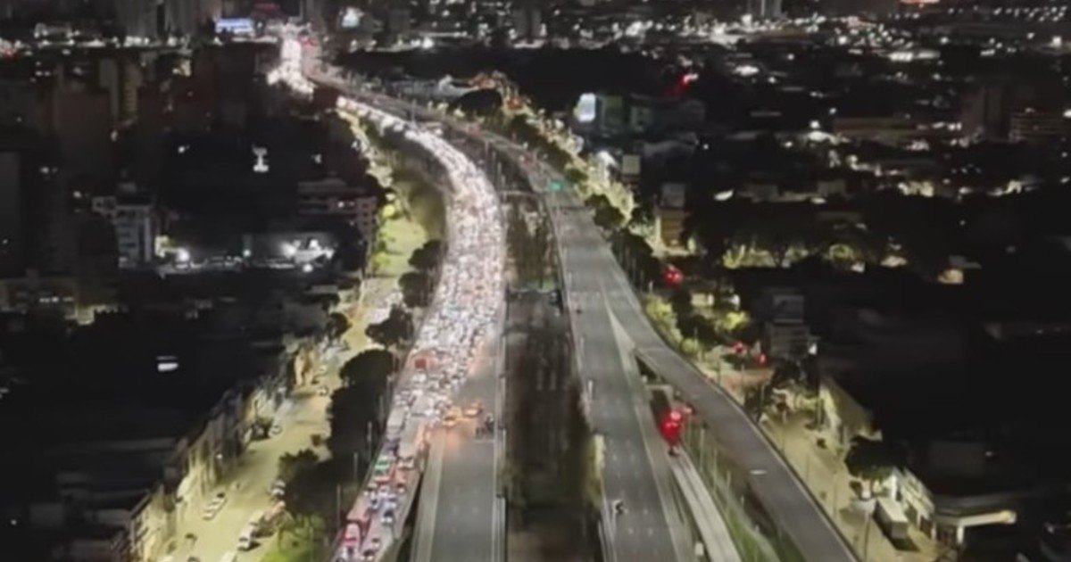 Tiroteo en la Autopista 9 de Julio Sur: murió un hombre en un presunto intento de robo de una moto