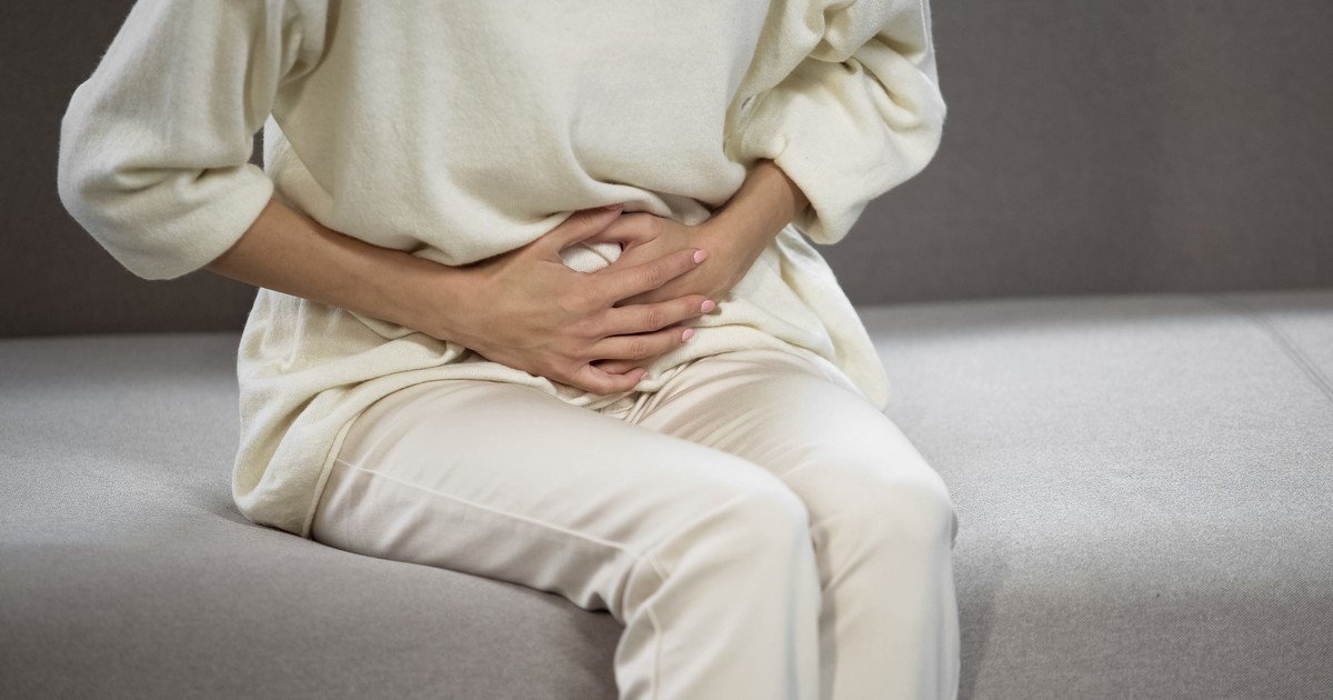 Inflamación abdominal: causas frecuentes y hábitos simples para aliviar la hinchazón