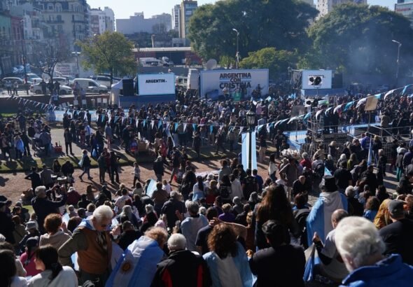 A un año de la detención de Cristina Kirchner, la militancia K realizará hoy un banderazo en Parque Lezama para reclamar la liberación de la expresidenta
