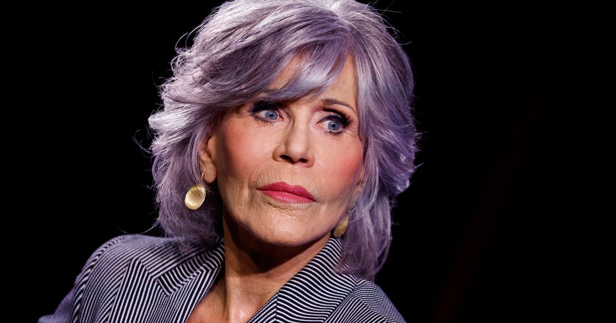 Jane Fonda, 88 años: "Me levanto a las 5:30 y hago ejercicio todos los días. Alterno días trabajando la parte superior e inferior del cuerpo para fortalecerlo"
