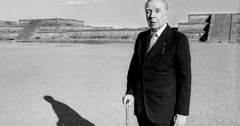 Borges y yo: Abad Faciolince, Catelli y Cabezón Cámara
