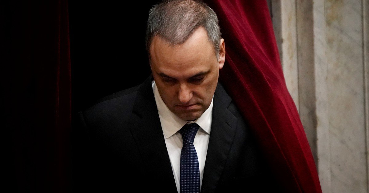 Adorni, cercado por el Congreso: tres intentos para destituirlo y quiénes son los aliados que pueden salvarlo