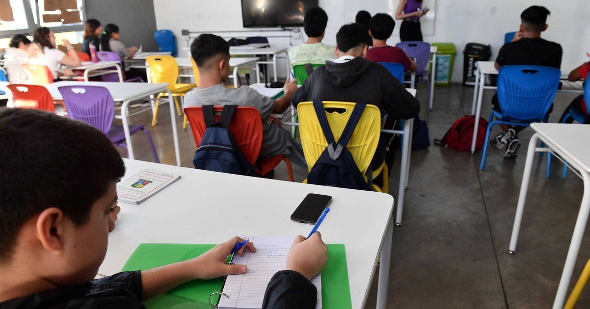 "Polímatas", "tercera cultura" y "enseñar a pensar": las 3 claves de la escuela del futuro