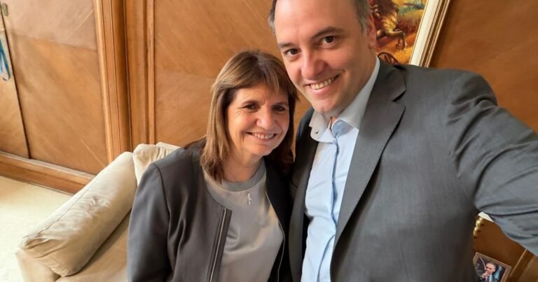 La frase demoledora de Patricia Bullrich sobre Adorni y la paranoia del jefe de Gabinete