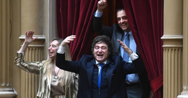 "Si la Justicia encuentra culpable a Adorni lo echo de una patada": la advertencia de Milei por el escándalo sobre el patrimonio del jefe de Gabinete