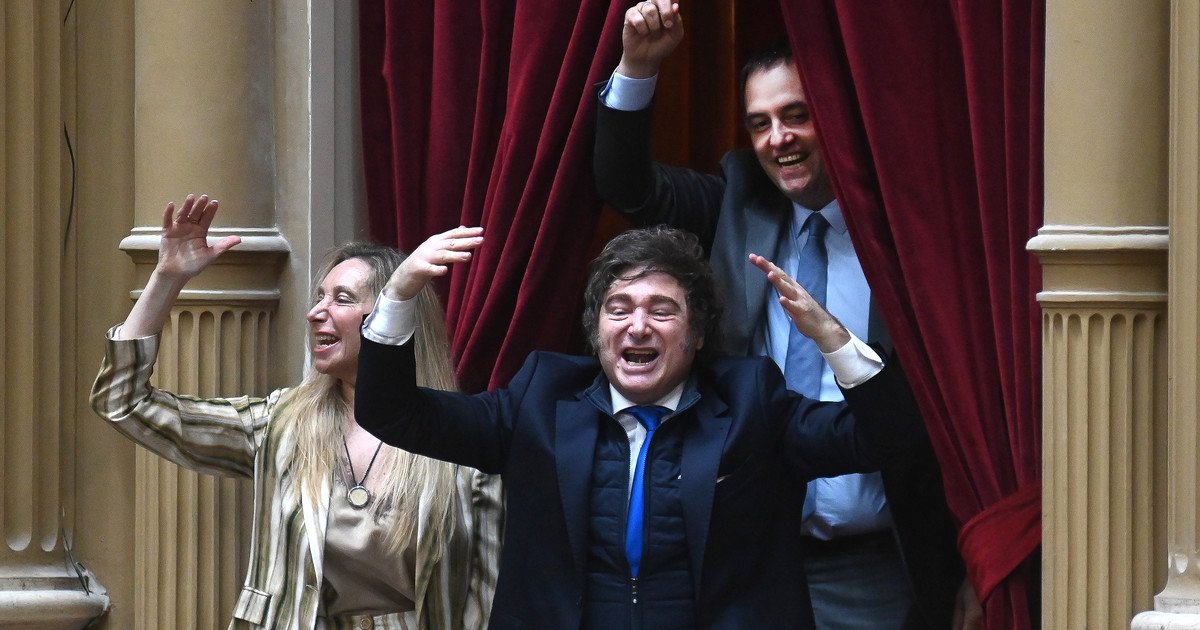 "Si la Justicia encuentra culpable a Adorni lo echo de una patada": la advertencia de Milei por el escándalo sobre el patrimonio del jefe de Gabinete