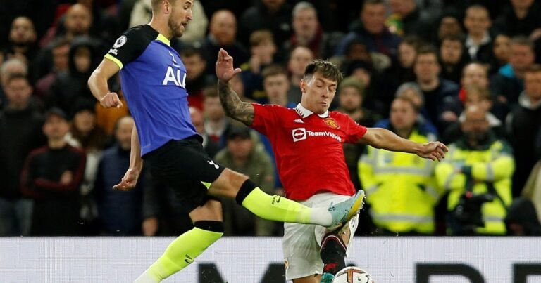 Cuti Romero y Lisandro Martínez vs Kane-Bellingham: el día que "Licha" hizo tronar un "Argentina, Argentina" en la Premier League