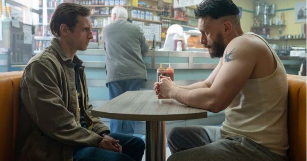 "Half Man", la miniserie que va y viene en el tiempo para contar magistralmente un vínculo entre el amor y la violencia con el Bebé Reno de protagonista