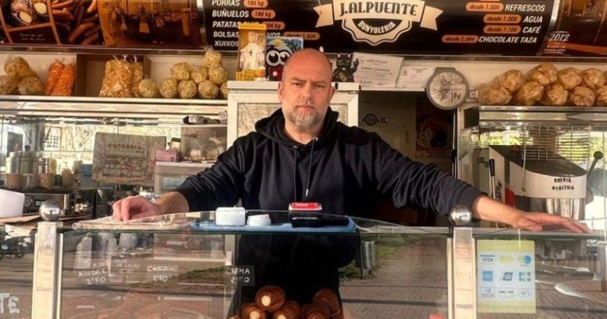 Juan, churrero: "Me levanto a las 3.30 de la mañana y hago jornadas de más de 12 horas todos los días"