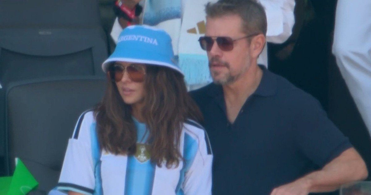 Matt Damon fue a ver la final del Mundial con su esposa argentina pero la TV lo confundió con otro famoso