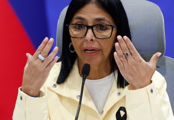 El chavismo y la oposición acuerdan un plan para llamar a elecciones y "fortalecer la democracia" en Venezuela