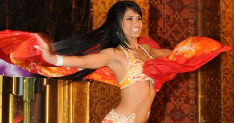 Mucho más que Shakira y revolear las caderas y el vientre, ¿qué es la danza árabe?