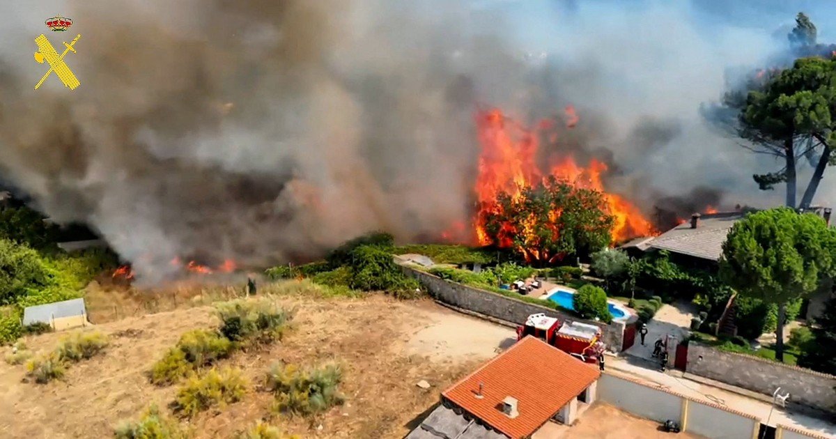 Incendios descontrolados en España: Pedro Sánchez admite que "la situación es compleja"