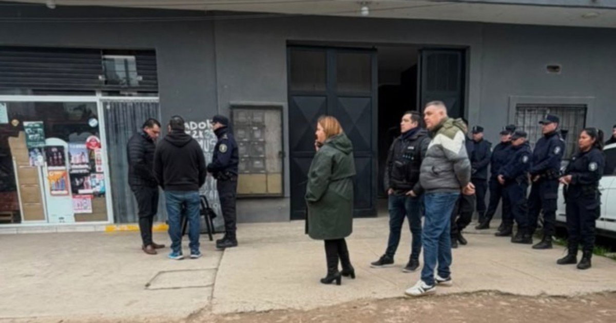 Una discusión entre un carnicero y un herrero terminó en tragedia en Escobar: uno murió acuchillado y el otro, de un infarto